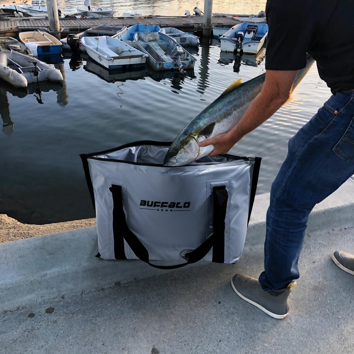 Buffalo Gear 27.5QT Insulated Fish Cooler Bag – Flat Bottom